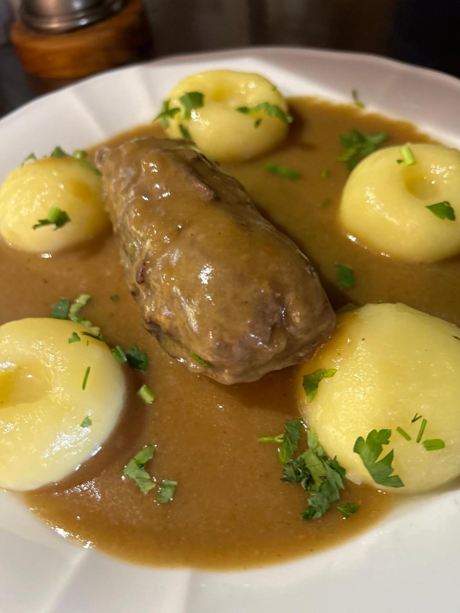 Noclegi I Restauracja Zodiak Szalsza Exteriör bild
